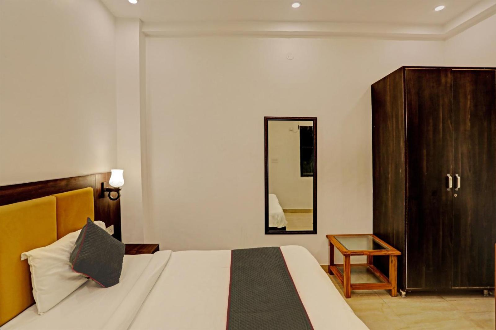 Hotel Golden Prime King Nowe Delhi Zewnętrze zdjęcie